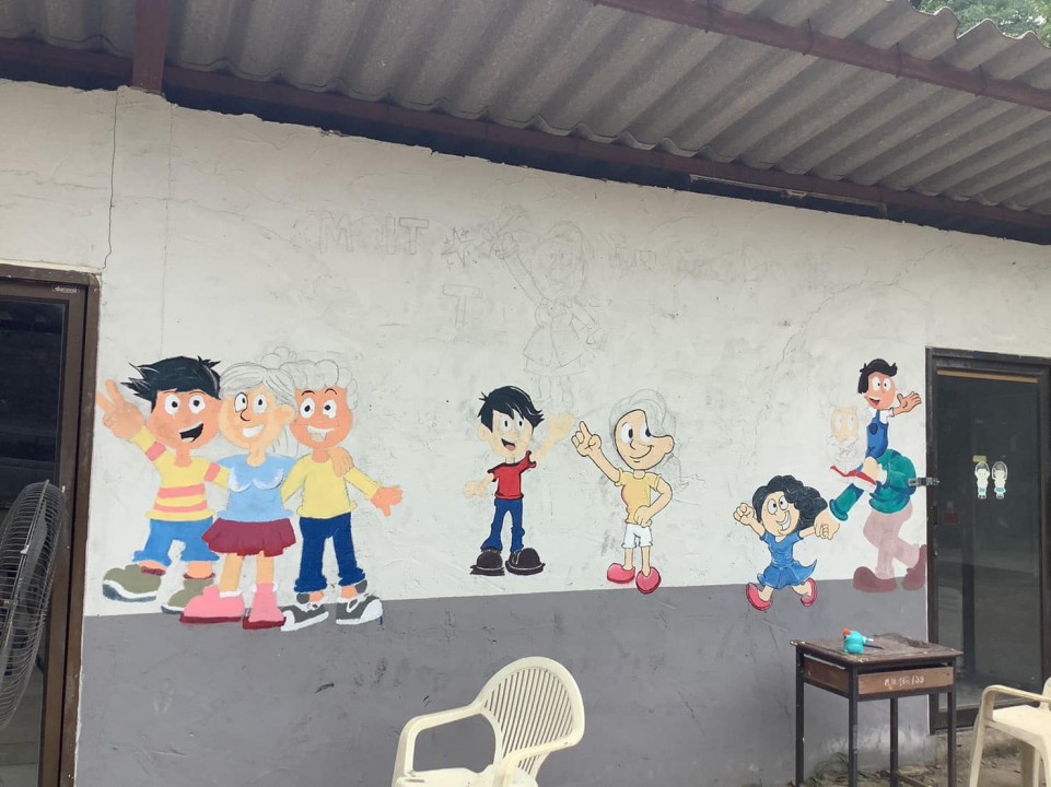สภานักเรียนโรงเรียนฮอดพิทยาคม ทำกิจกรรมจิตอาสาพัฒนาโรงเรียน